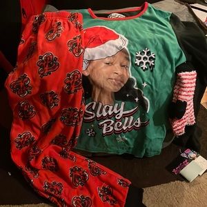 That Girl Lay Lay Christmas PJs sise 10/12 New $12